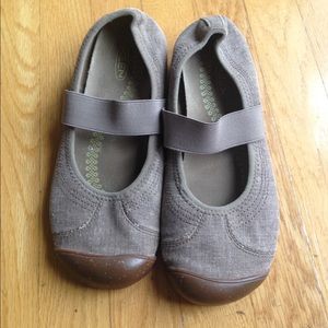 Women's Keen Sienna Canvas Mary Jane
